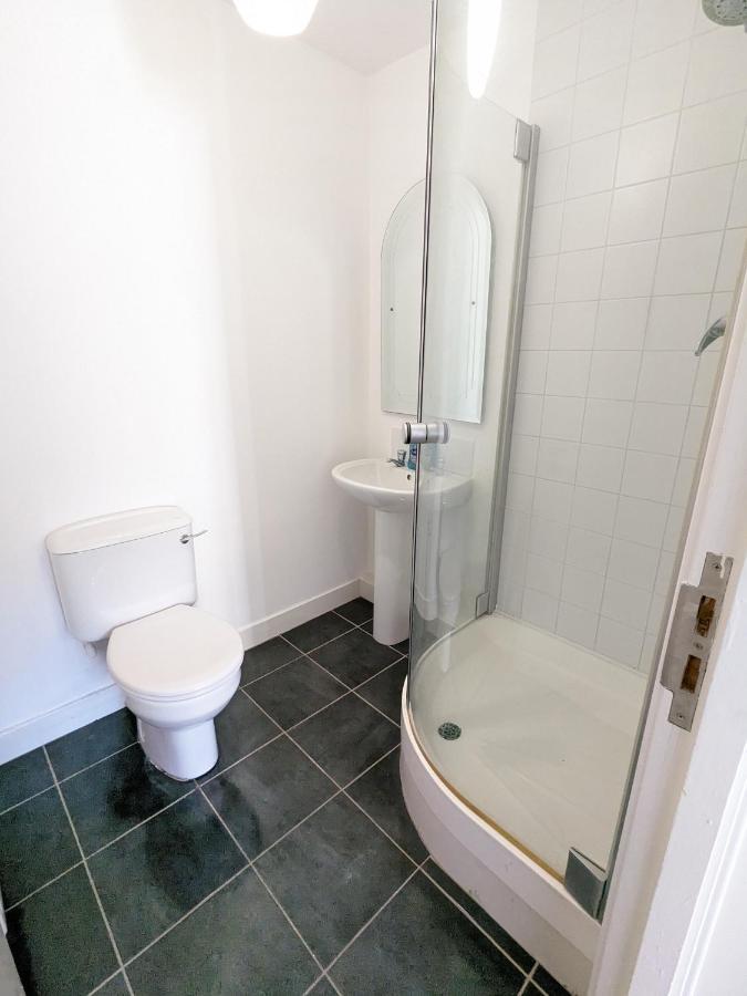 Best Location In Belfast! Free Parking Exterior photo